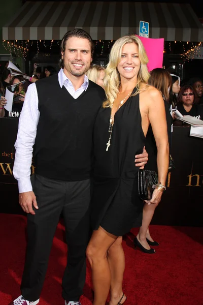 Joshua Morrow, esposa Tobe — Fotografia de Stock