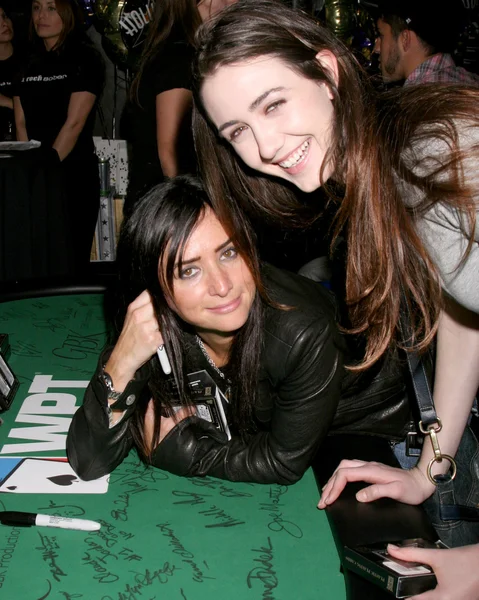 Madeline Zima & Pamela Adlon — Stock fotografie