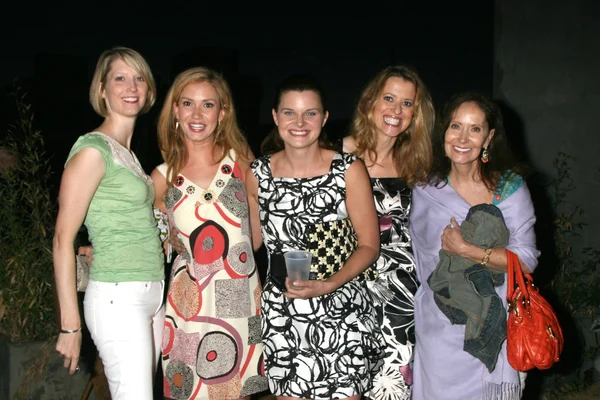 Ashley Jones ve Heather Tom — Stok fotoğraf