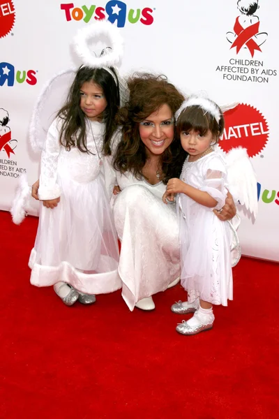 Maria Canals Barrera and Daughters — Stock Photo, Image