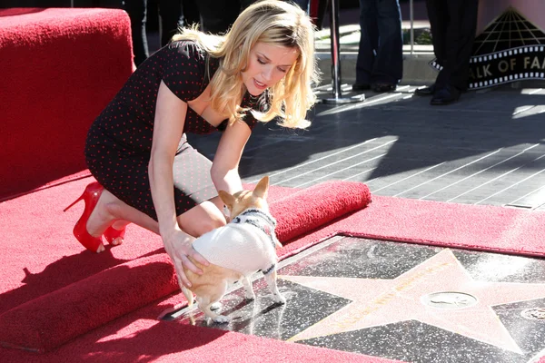 Reese Witherspoon & Bruiser — Stock Photo, Image