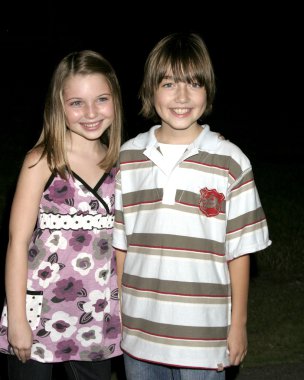 Sammi Hanratty ve alan Cate