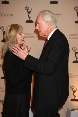 Loretta switt & mike farrell 
