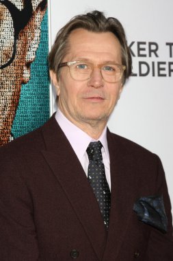 Gary Oldman