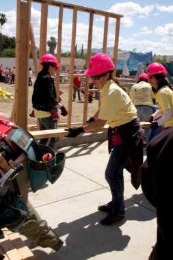 Molly burnett, kristal chappell