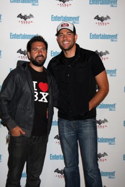 Joshua Gomez, Zachary Levi