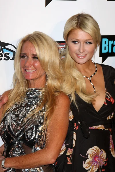 Kim Richards, Paris Hilton — Zdjęcie stockowe