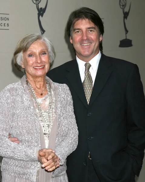 Cloris Leachman y George Englund — Foto de Stock