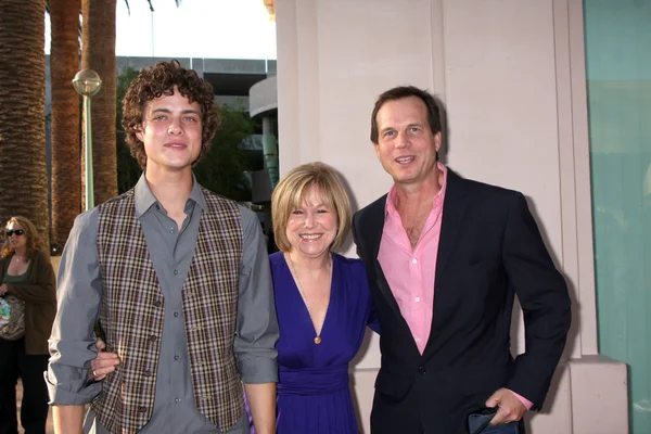 Douglas smith, marykay miejsce, bill paxton — Zdjęcie stockowe