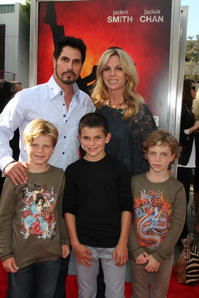 Don Diamont & familj — Stockfoto