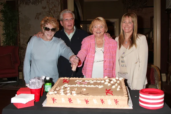 Jeanne cooper, paul rauch, lee campana, campana maria — Foto de Stock