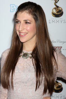 Mayim Bialik