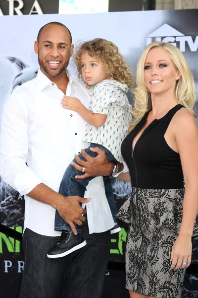 Hank baskett, hank baskett jr. en kendra wilkinson — Stockfoto