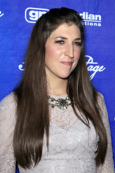 Mayim Bialik