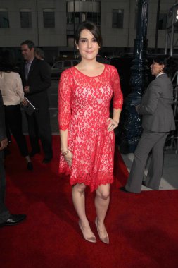 Melanie Lynskey