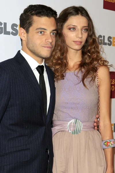 Rami Malek, Angela Sarafyan — Fotografia de Stock