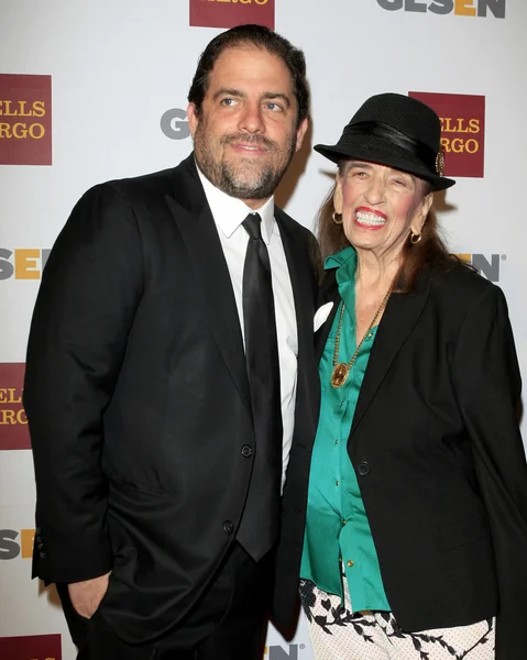 Brett Ratner y su abuela — Foto de Stock