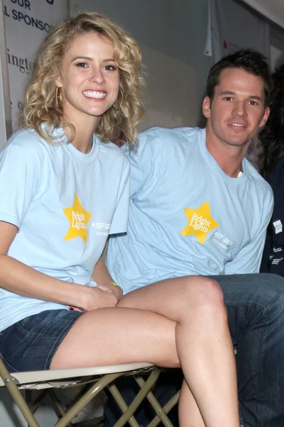 Linsey Godfrey, Mark Hapka — Fotografia de Stock