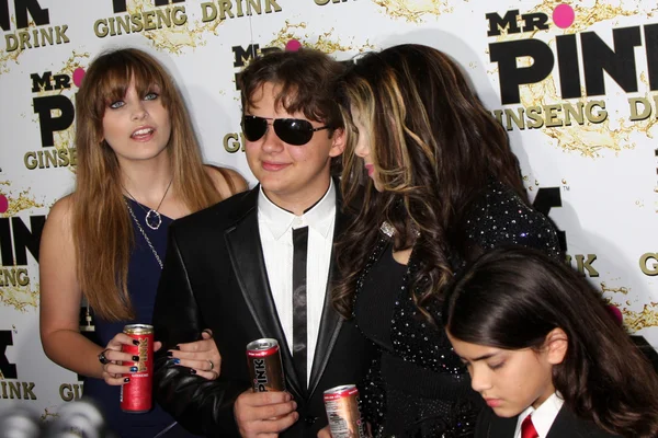 Paris Jackson, Prince Michael Jackson, LaToya Jackson, Blanket Jackson — Stock Photo, Image