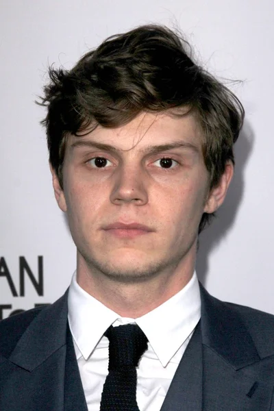 Evan Peters — Stock Photo, Image