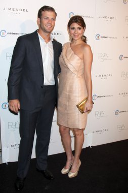 kesici dykstra, jamie-lynn sigler