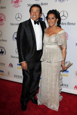 Smokey robinson, karısı frances