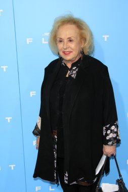 Doris Roberts