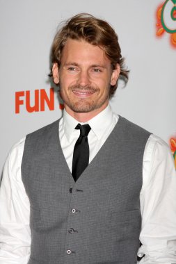 Josh Pence