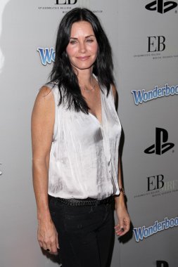 Courteney cox