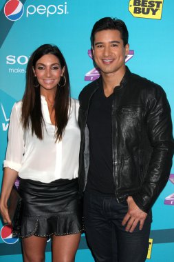 Courtney mazza mario lopez