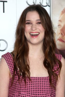 Alice Englert