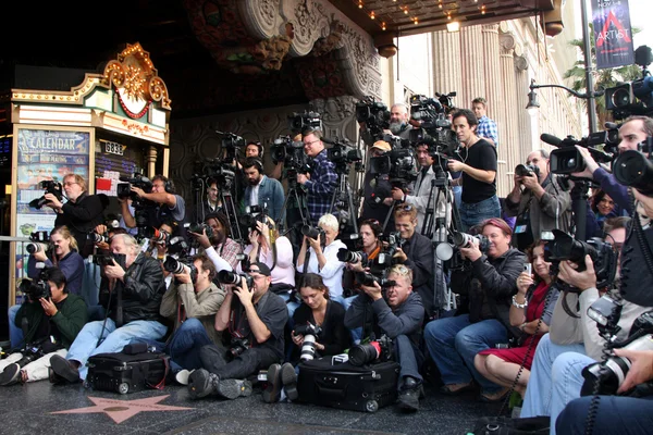 Stiskněte na Hollywoodském chodníku — Stock fotografie