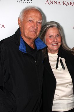 Robert loggia, audrey sundurma
