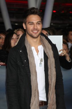 Ryan Guzman