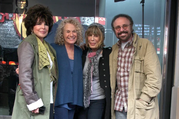 Carole Bayer Sager, Carole King, Cynthia Weil y Barry Mann — Foto de Stock