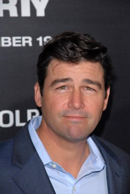 Kyle Chandler