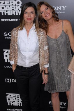 Finola Hughes, Michelle Stafford