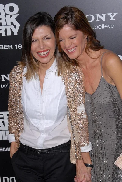 Finola Hughes, Michelle Stafford
