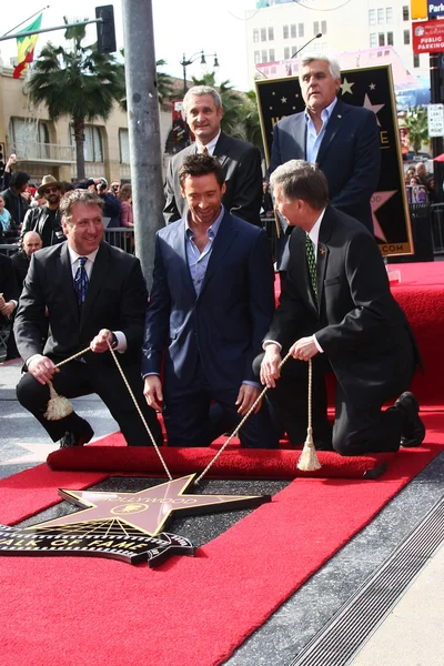 Chamber officials, Jay Leno, Hugh Jackman, Leron Gubler — Stock Photo, Image