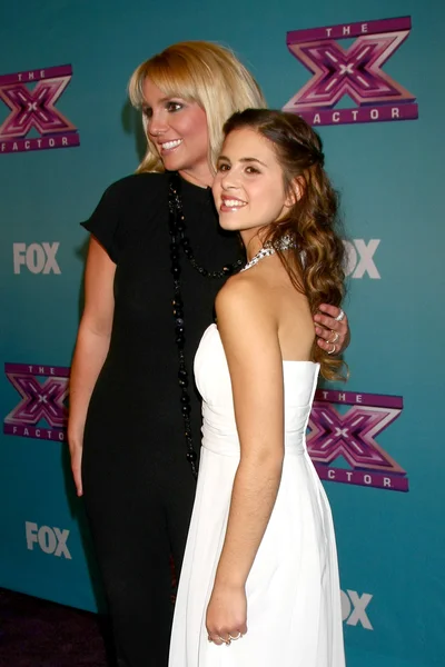 Britney Spears, Carly Rose Sonenclar — Stock Photo, Image