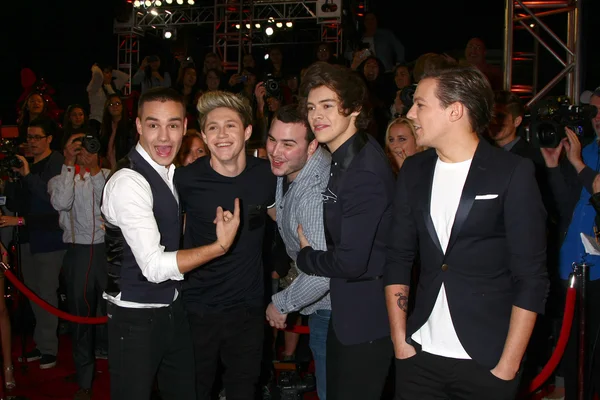 Liam payne, niall horan, harry styles und louis tomlinson — Stockfoto