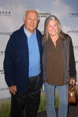 Robert loggia, audrey sundurma