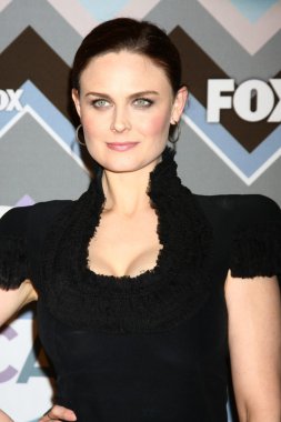 Emily Deschanel