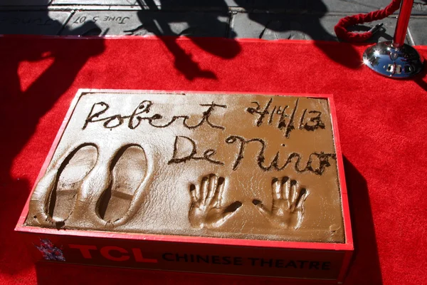 Robert DeNiro hand and foot prints in cement — Stock Photo, Image