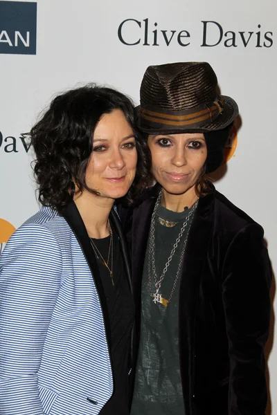 Sara Gilbert, Linda Perry — Zdjęcie stockowe