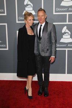 Trudi styler, Ravens'a