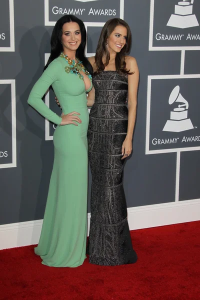 Katy Perry, Allison Williams — Zdjęcie stockowe