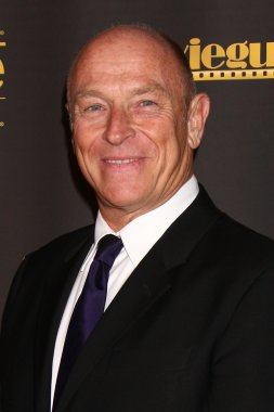 Corbin Bernsen