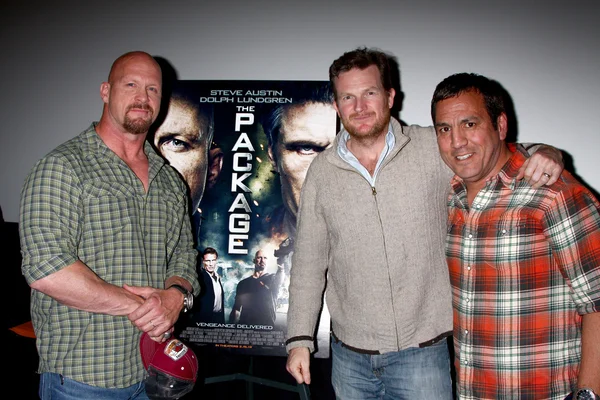 Steve Austin, Jesse Johnson, Leo Quinones — Stockfoto