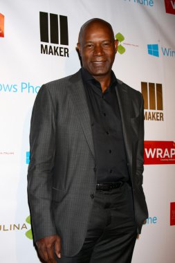 Dennis Haysbert